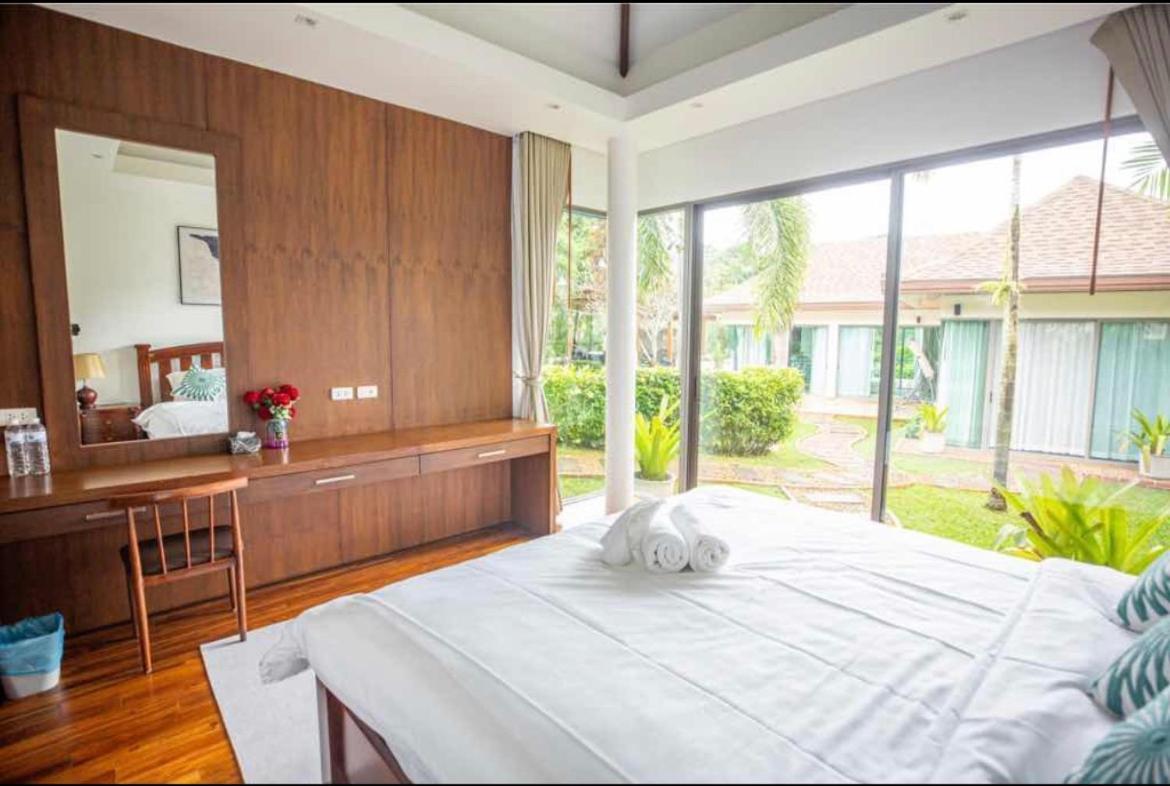 Poly Villa Naya 3 Rawai Exteriör bild